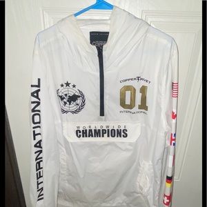 Mid zip up jacket very comfortable